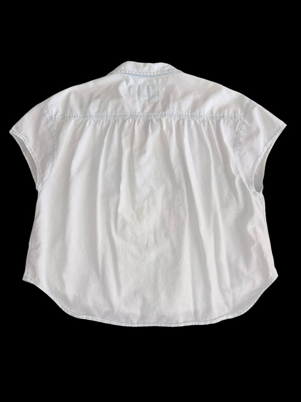 American Eagle Very Light Blue Button Front Blouse Size Medium 100% Cotton - Picture 2 of 6